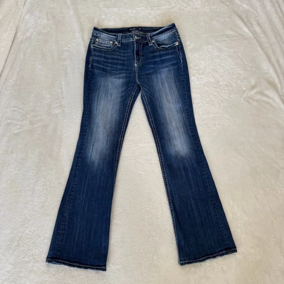 Miss Me Mid Rise Embellished Dreamcatcher Bootcut Jeans Size 33 - Picture 5 of 15